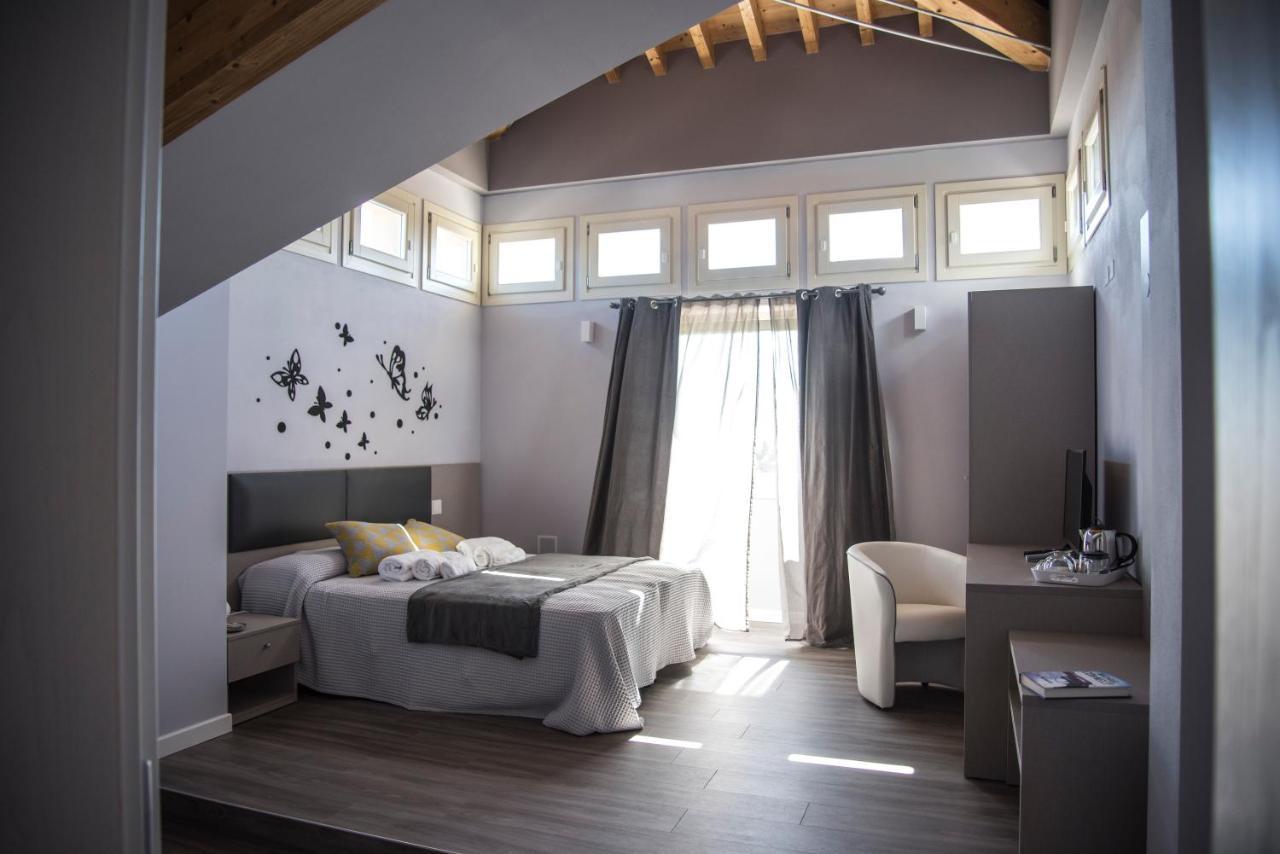 Bed and Breakfast Michela Bb & Relais Лонато Экстерьер фото